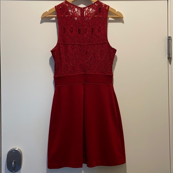 EXPRESS ❤️ Red Dress - With Lace Details - Picture 4 of 13